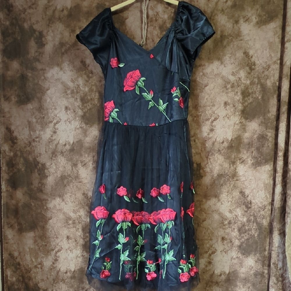 Red rose dress inv401